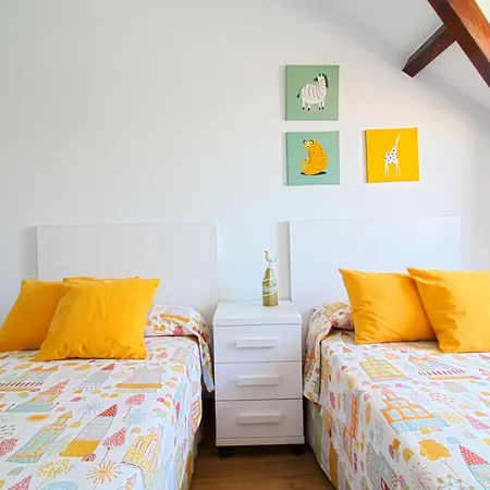 Arena Dorada Apartment *